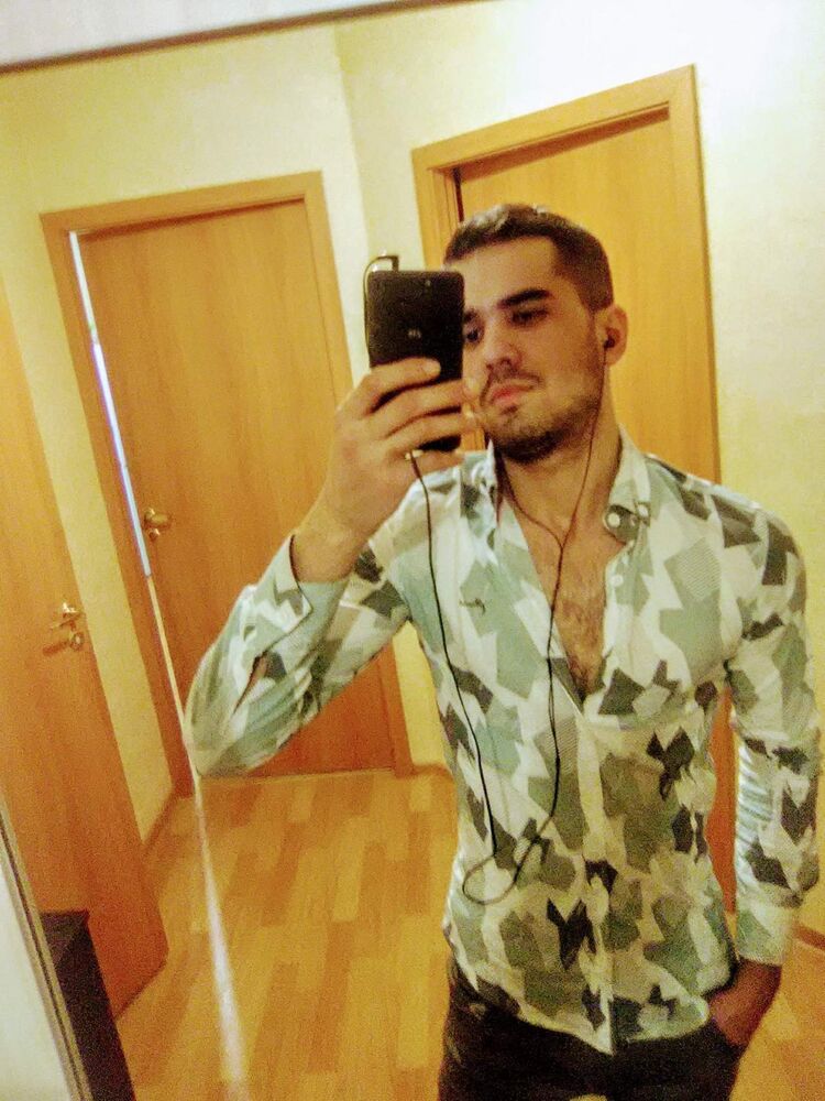  44527622  , 31 ,    