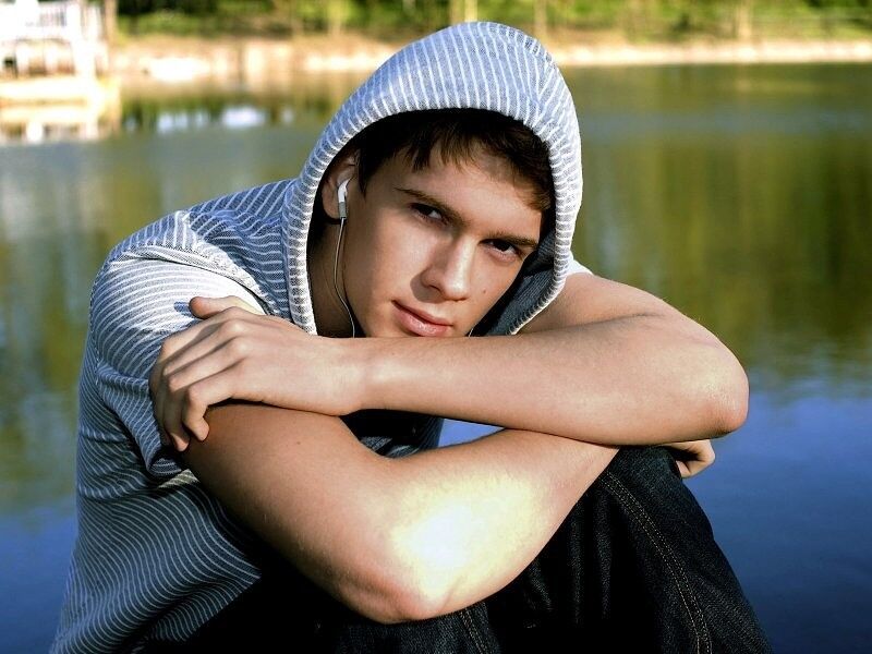  5197752  Artem gulanc, 32 ,    