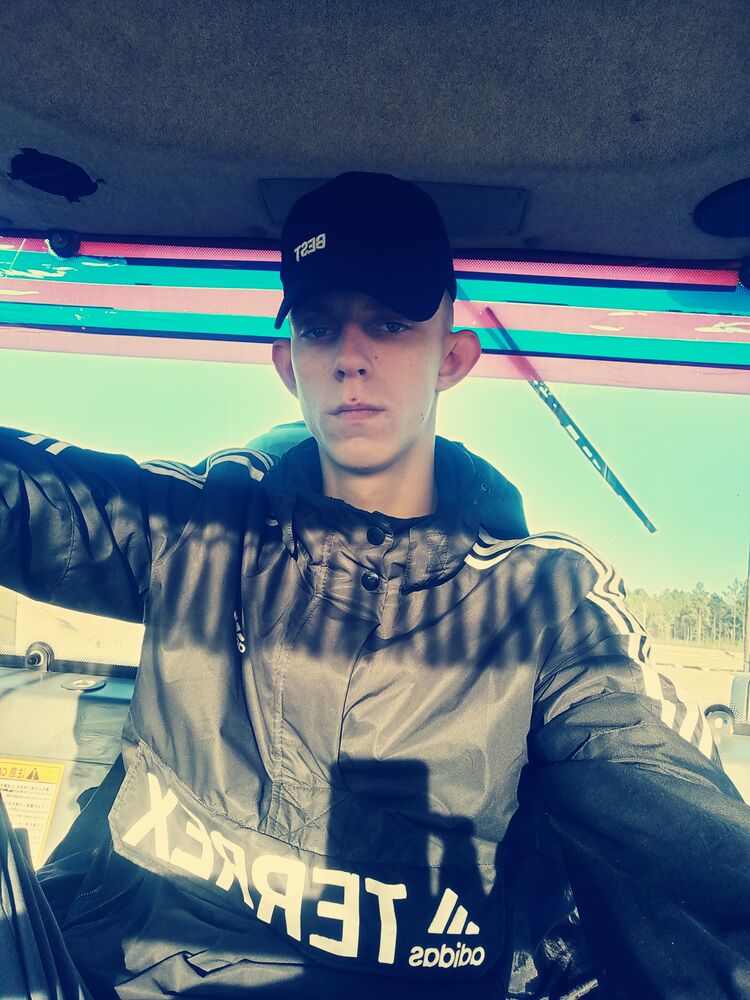  38893102  , 23 ,    