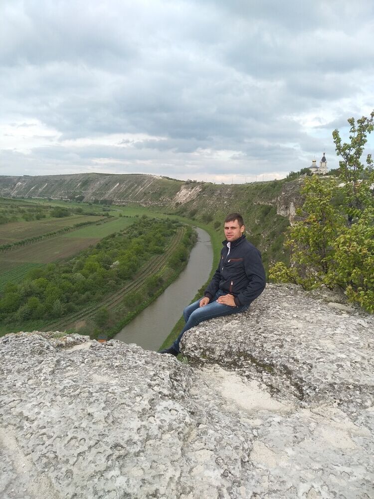  20111872  Sorin, 28 ,    