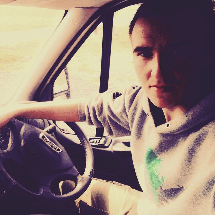  ,   Andriy, 32 ,     , c 