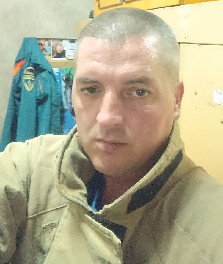 53375572  , 40 ,    