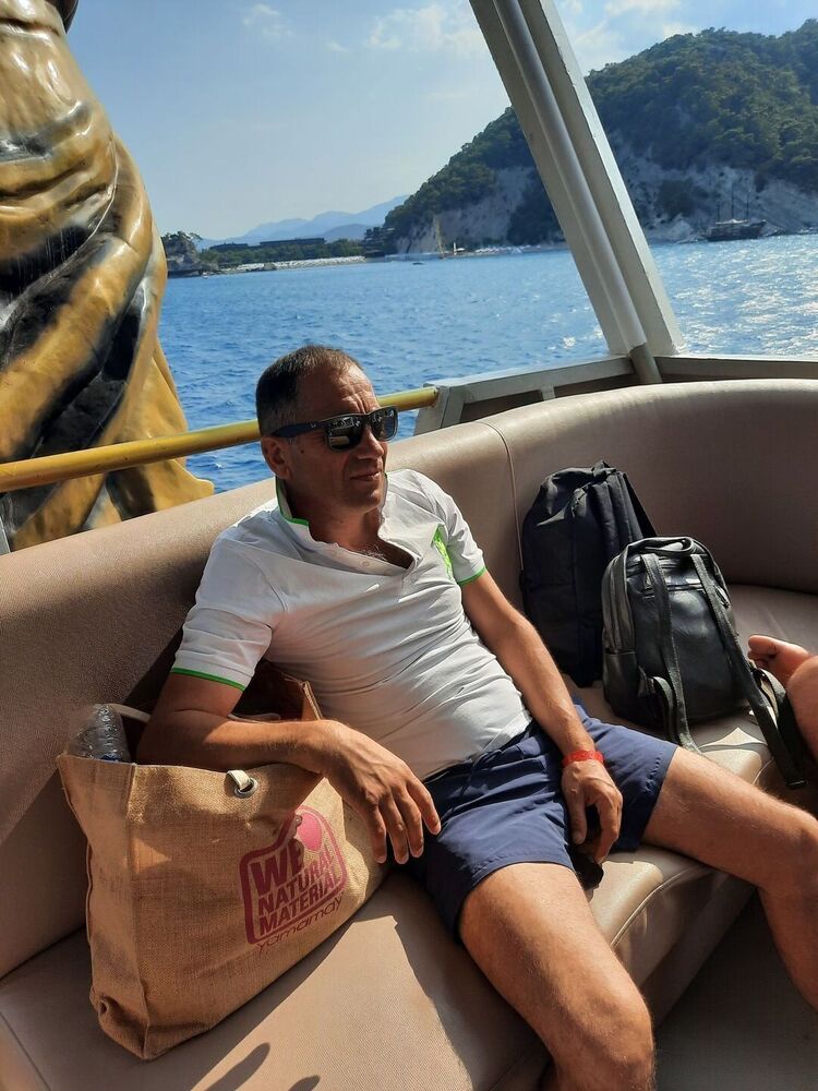  ,   Gheorghe, 48 ,   ,   
