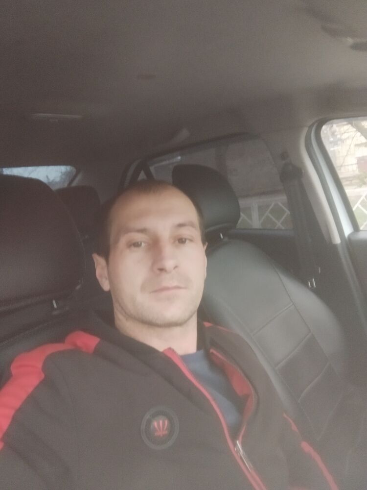  ,   Pavel, 35 ,   ,   , c 