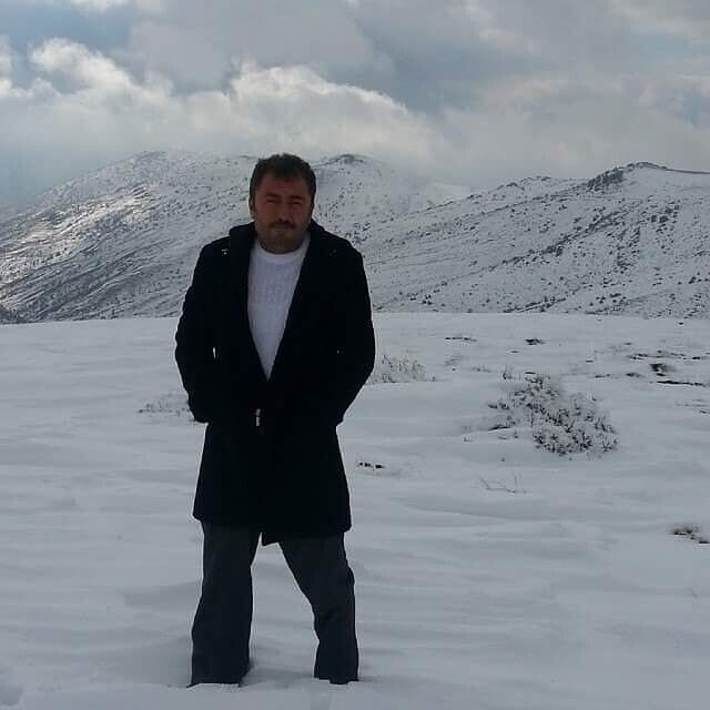  52523452  Oktay, 50 ,    