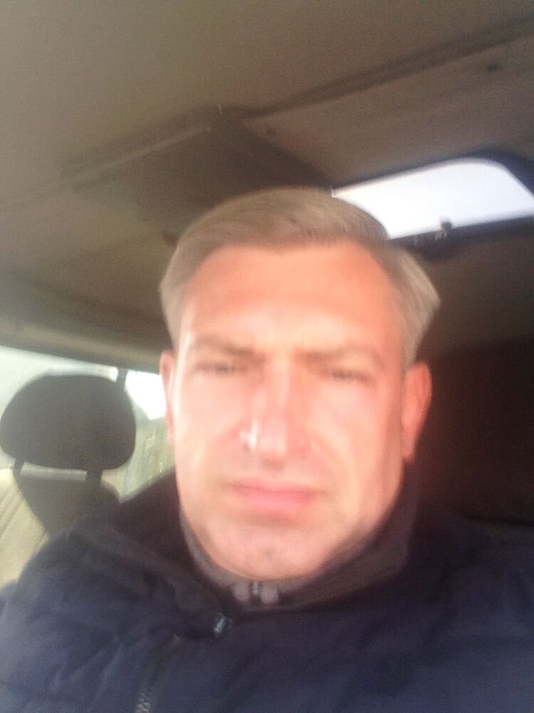  24351472  Vlad, 43 ,    
