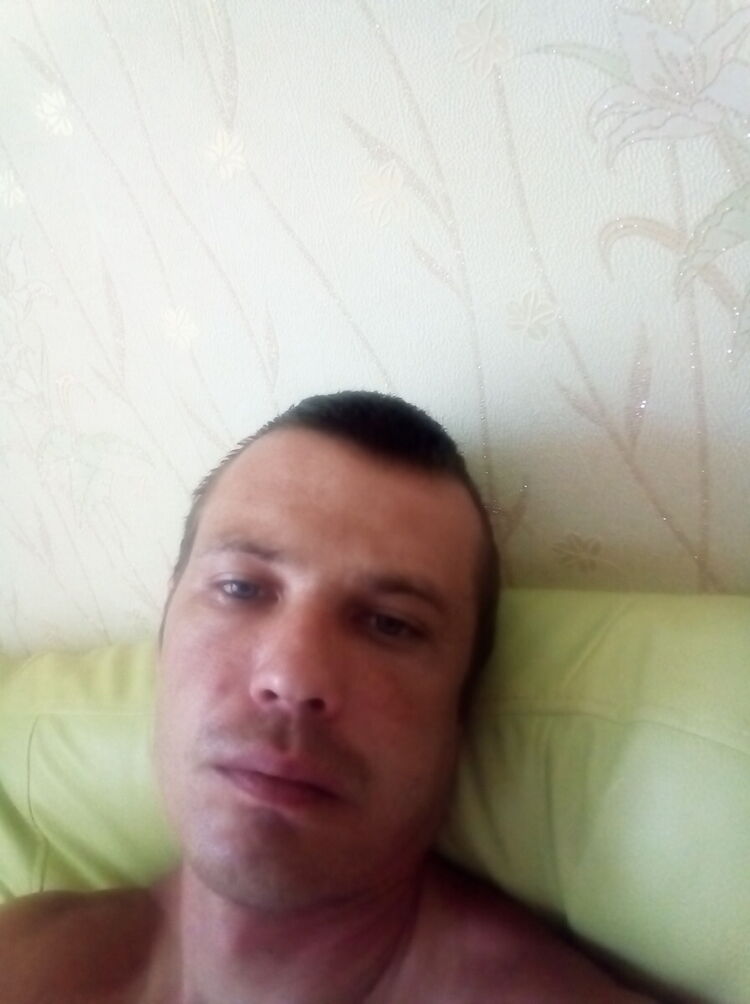  24348892  , 28 ,    