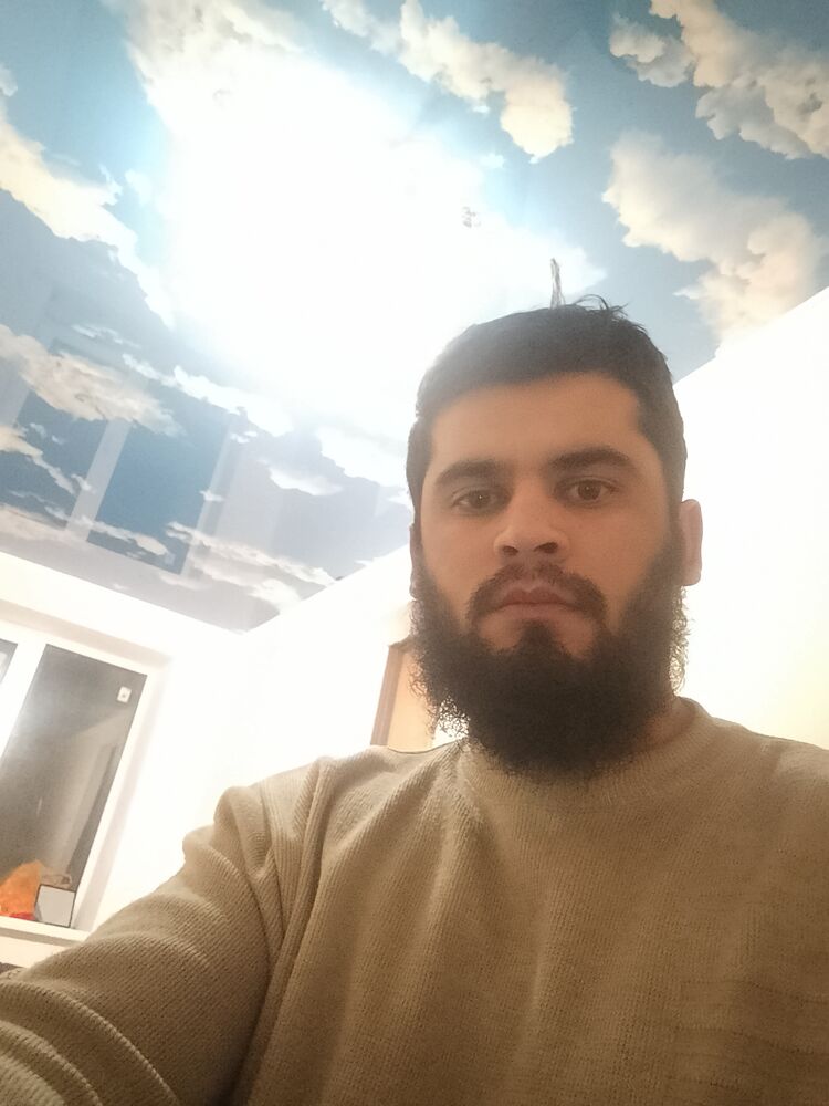  ,   Zokirjon, 26 ,   ,   , c , 