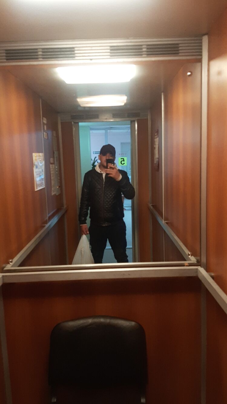  30788902   , 28 ,    --