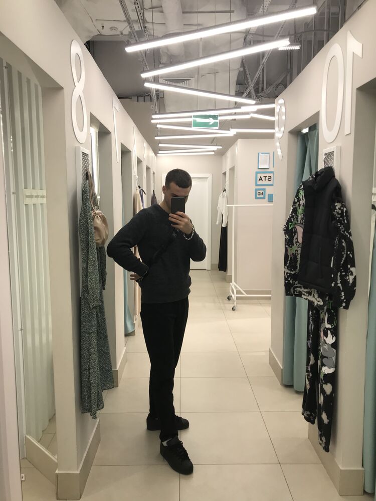  ,   Anton, 26 ,   ,   