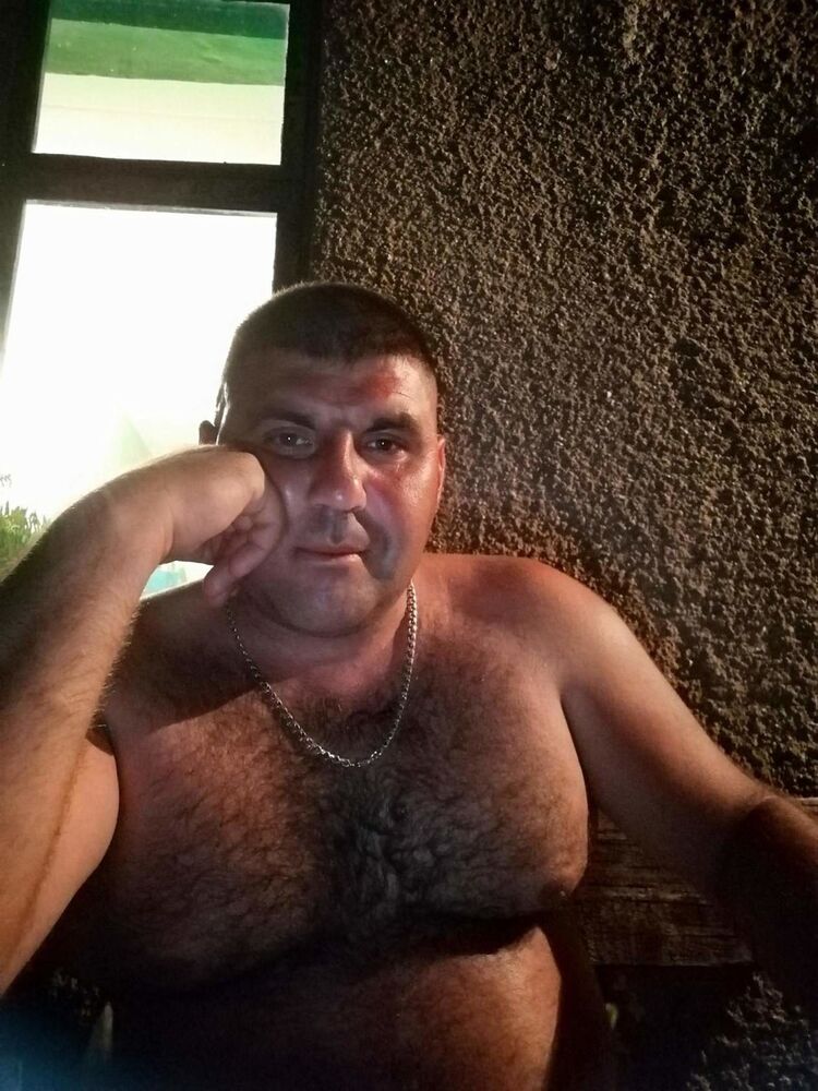  ,   Monstr, 42 ,   ,   , c 