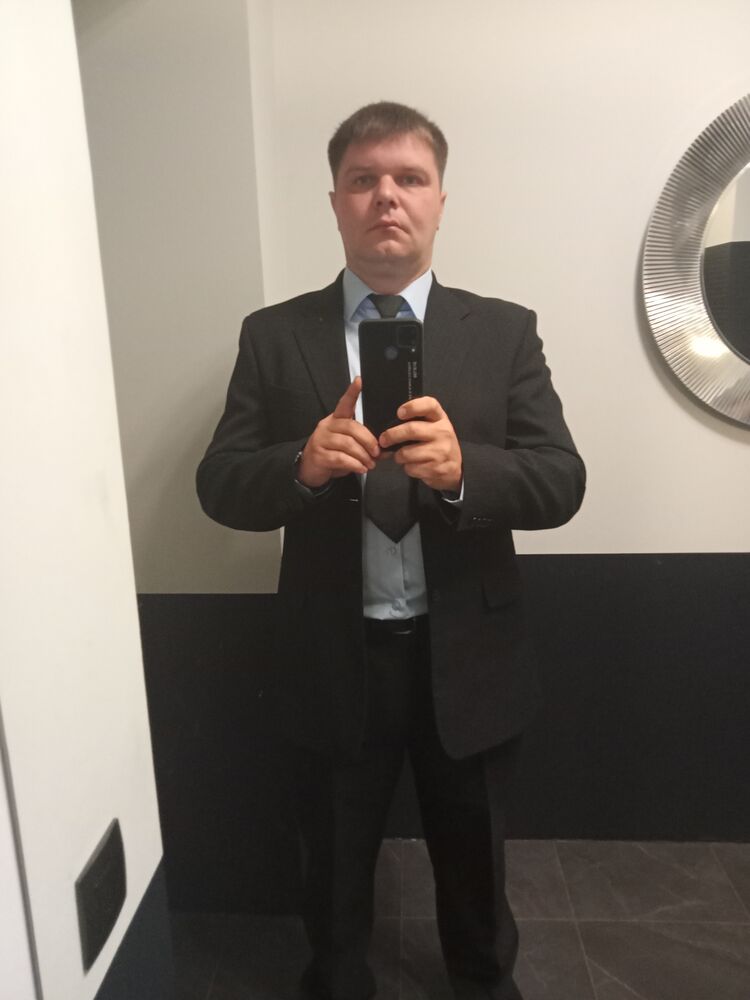  38512392  , 37 ,    
