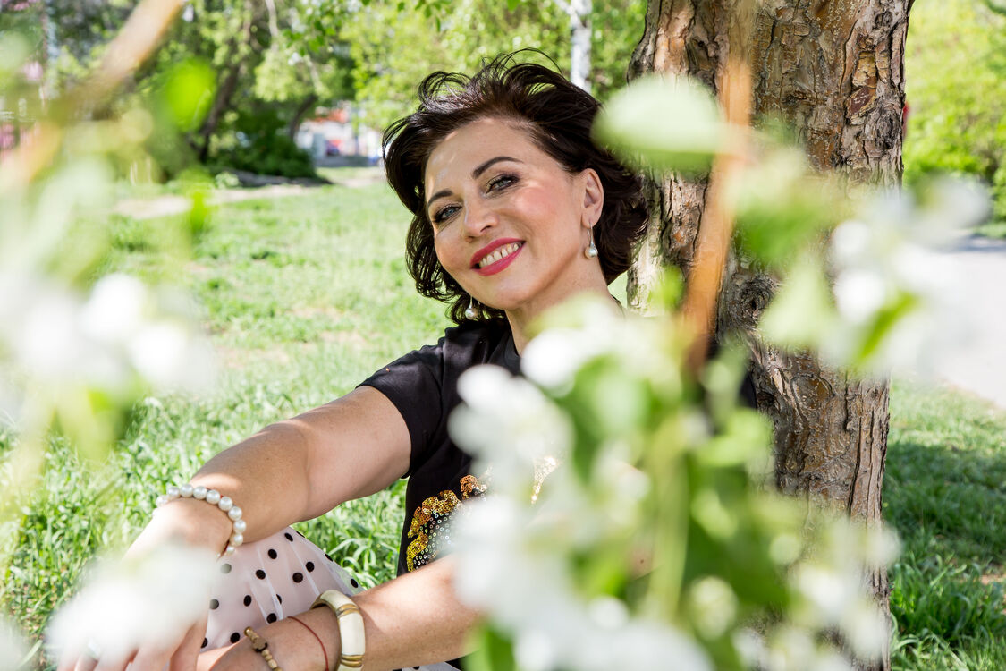  51611312  Nataly, 55 ,    