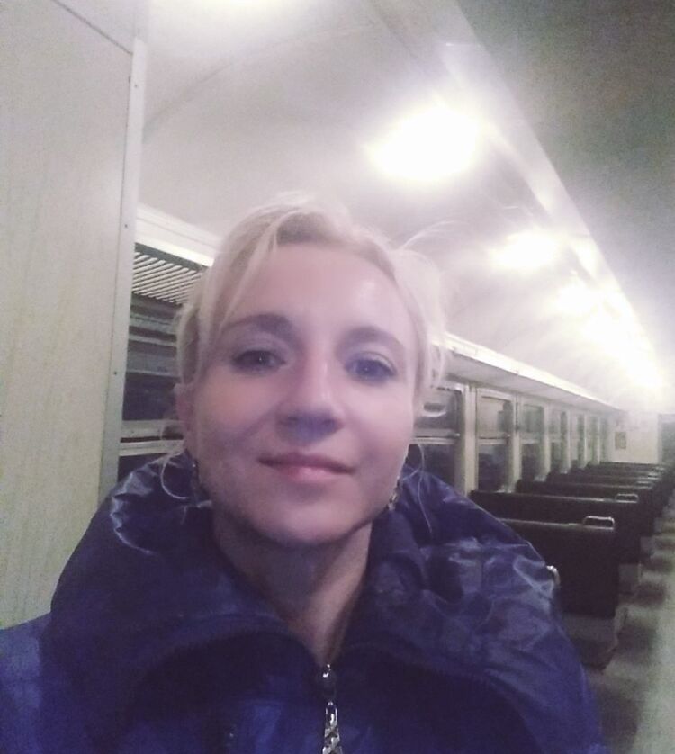  18059852  , 44 ,    