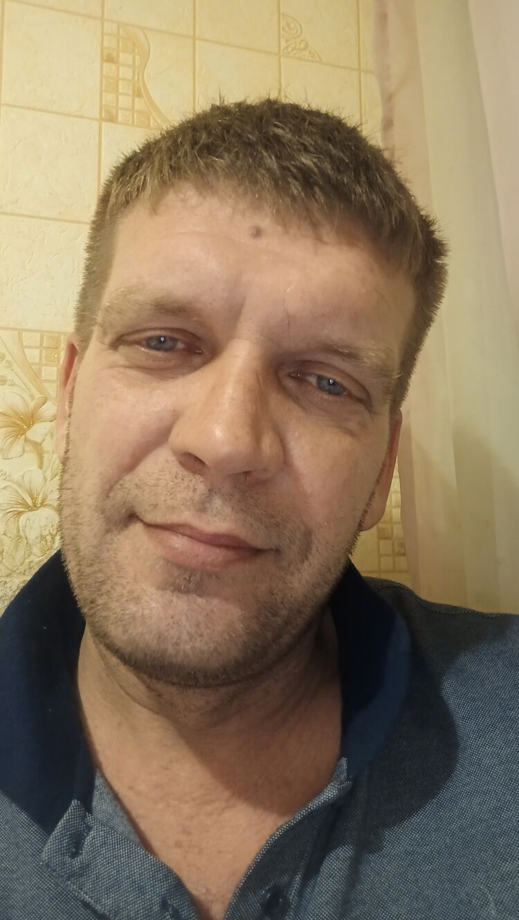 49047642  , 43 ,    