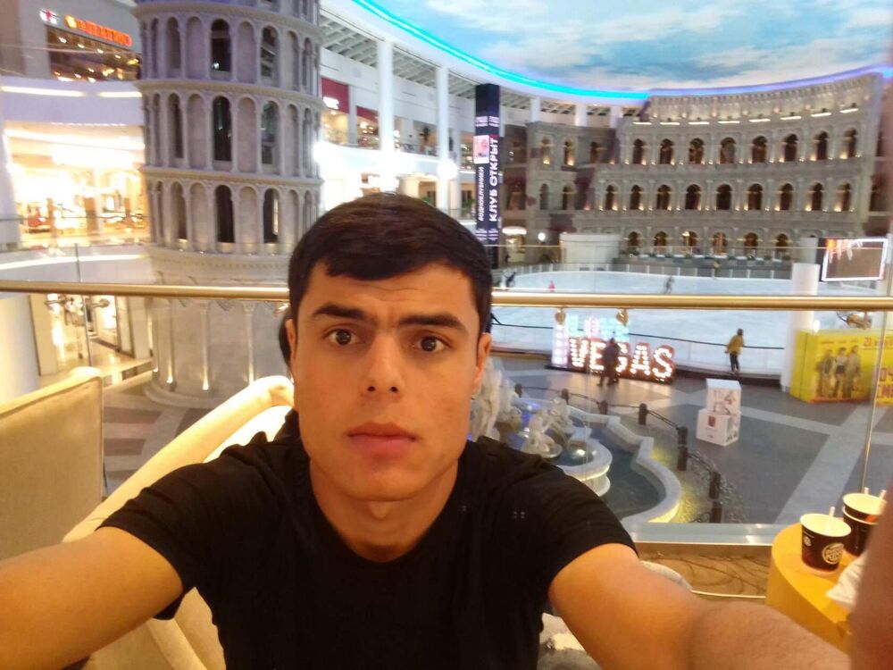  ,   Xamidullo, 27 ,   c 