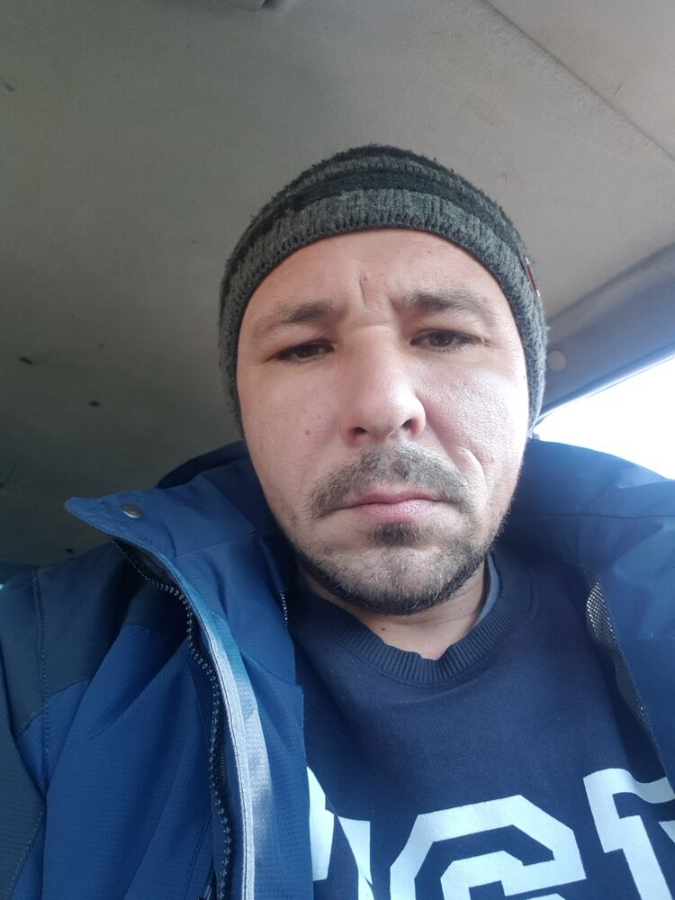  22833212  , 40 ,    