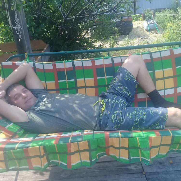  18326772  , 49 ,    -