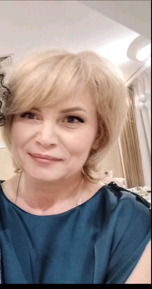  ,   Angela, 51 ,   c , 