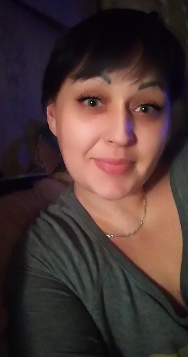  19097482  Vika, 38 ,    