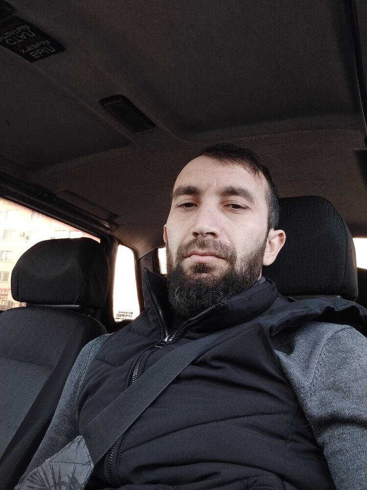  44479042  , 31 ,    