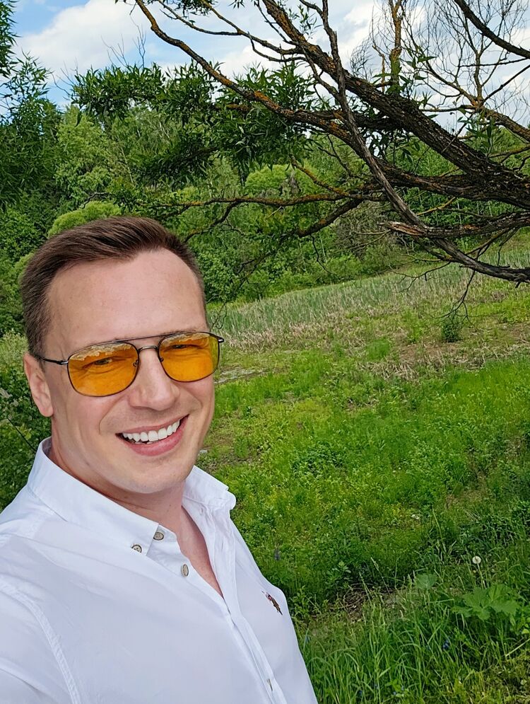  ,   Anton, 41 ,   ,   , c , 