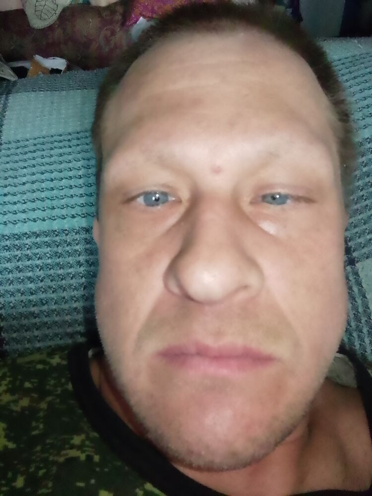  42871952  , 40 ,    