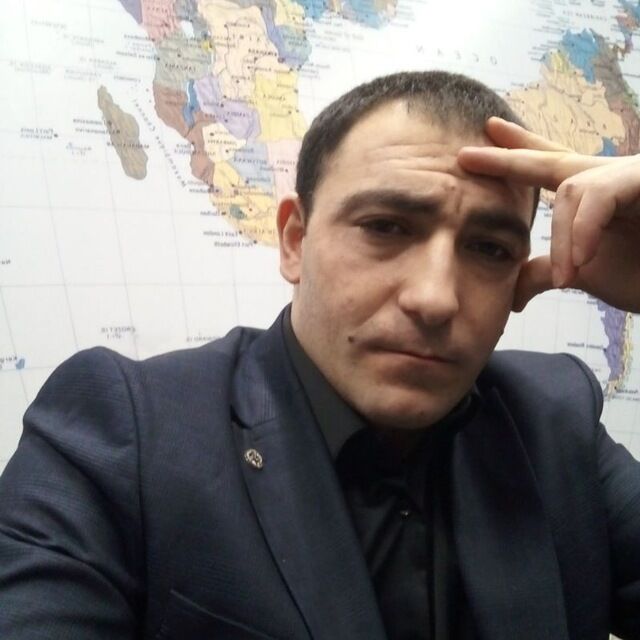  ,   Vardan, 32 ,   ,   