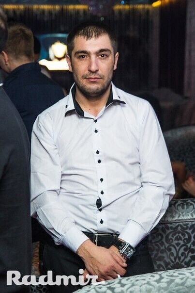  49898442  Edvard, 38 ,    