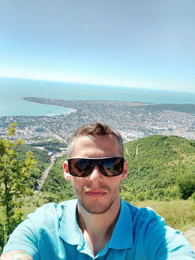  28184582  , 36 ,    -