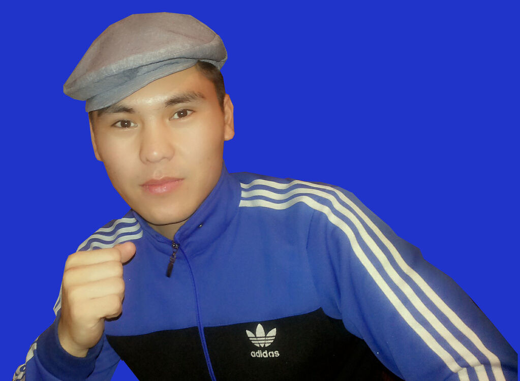  4234322  Ahmet, 35 ,    
