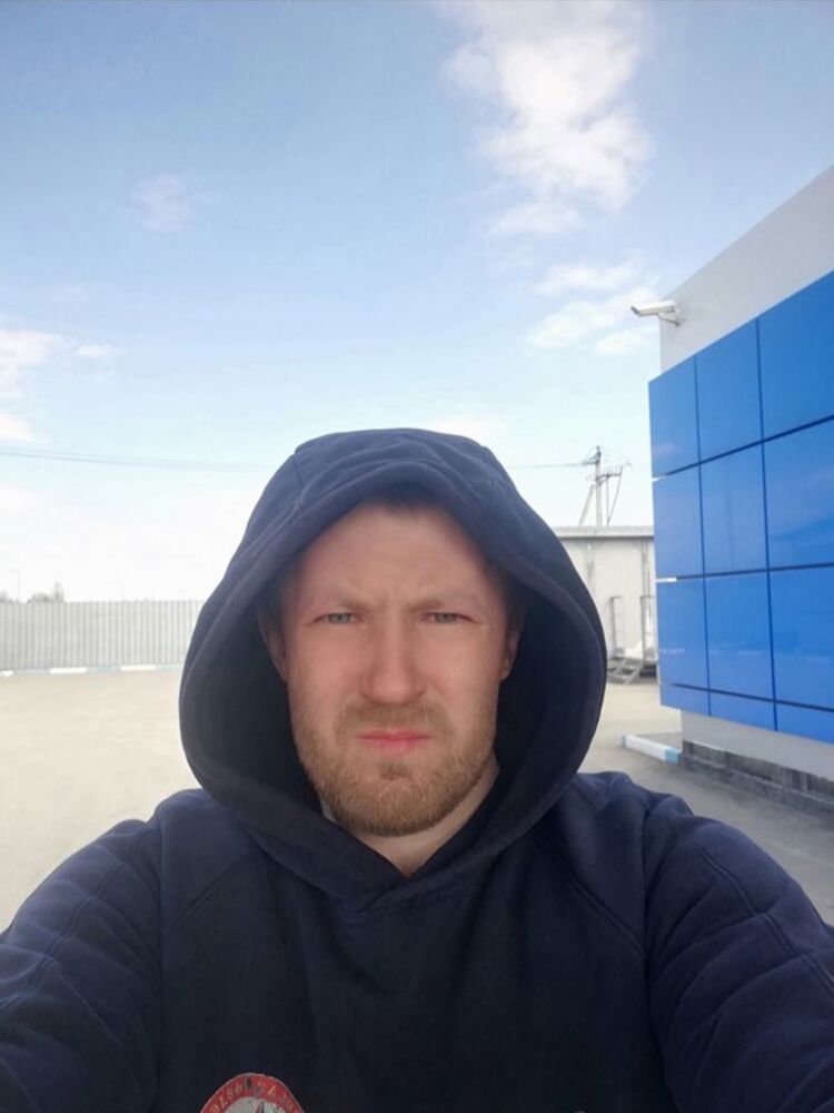  ,   Pavel, 40 ,   ,   