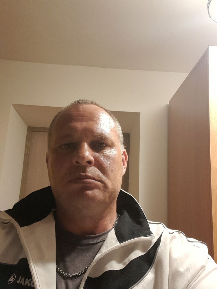  24092682  , 48 ,    