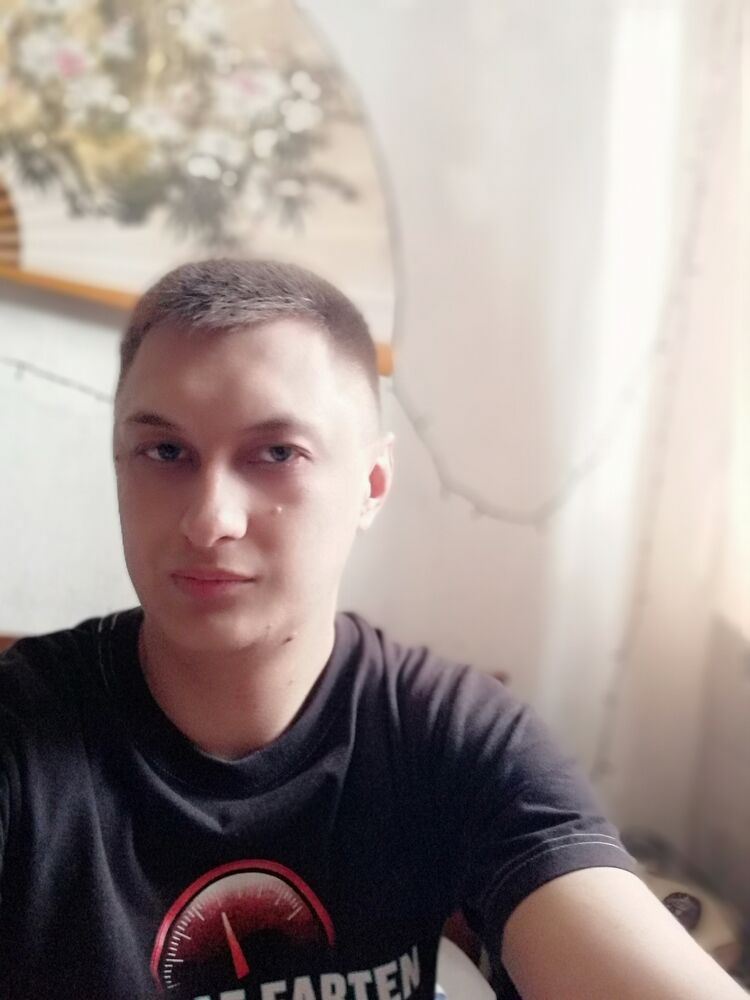  ,   Ilya, 37 ,   ,   , c , 