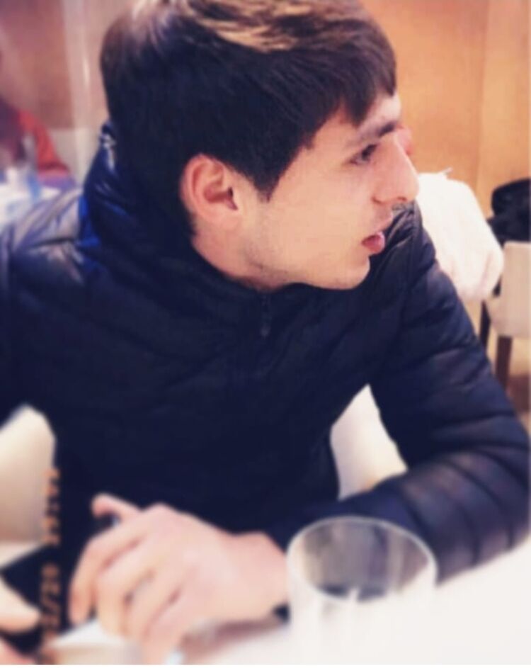  45776182  Ar, 27 ,    