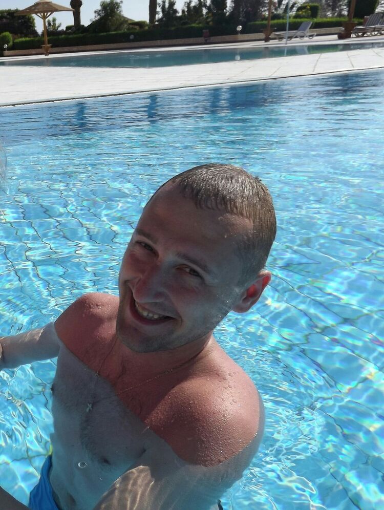  ,   Alexandr, 40 ,  