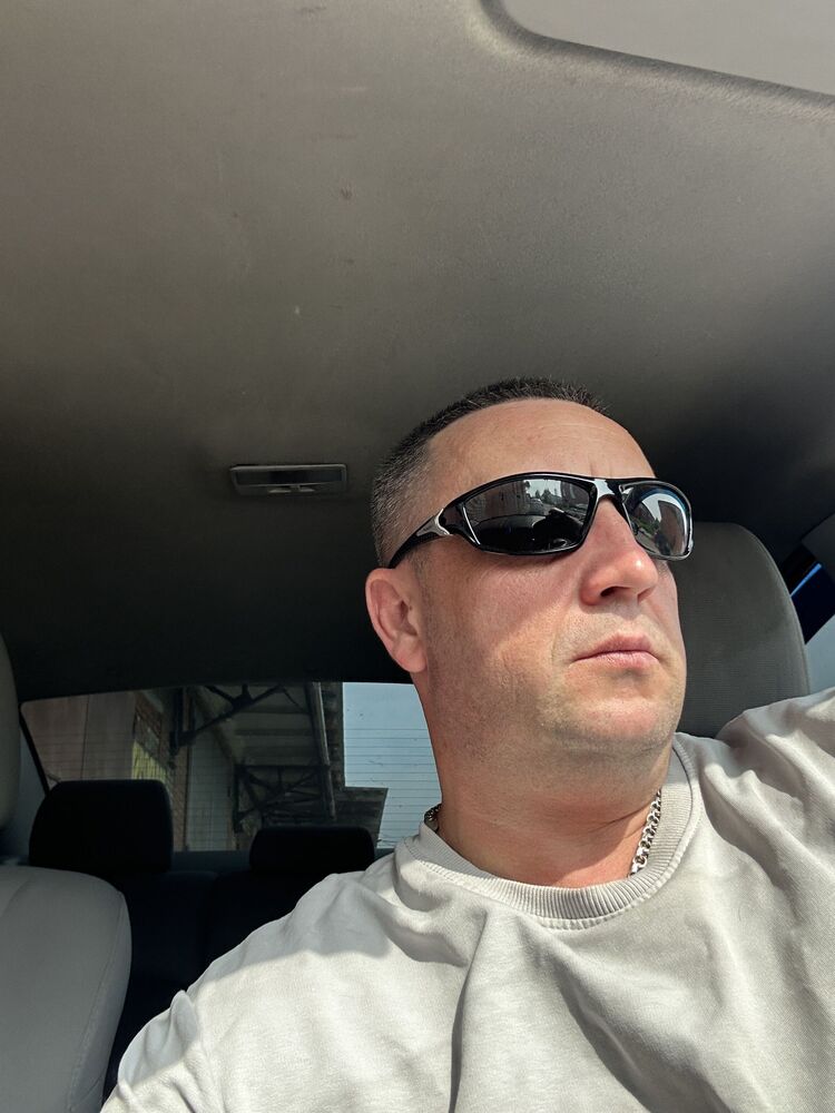  52093812  , 43 ,    