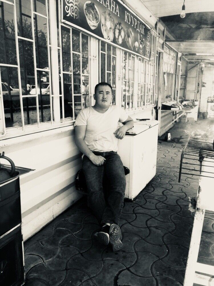  ,   Adik, 34 ,   ,   , c 