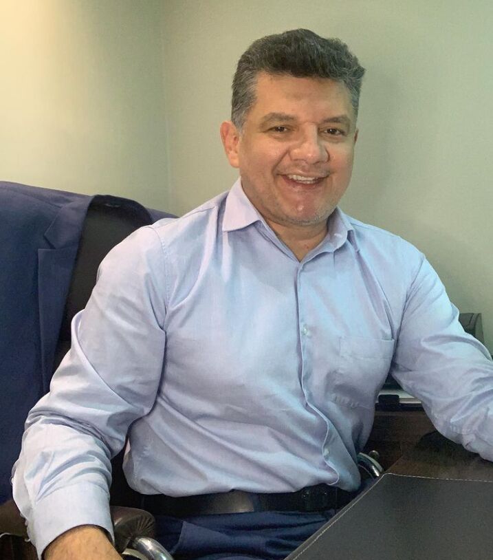  28439452  Andrusha, 70 ,    -