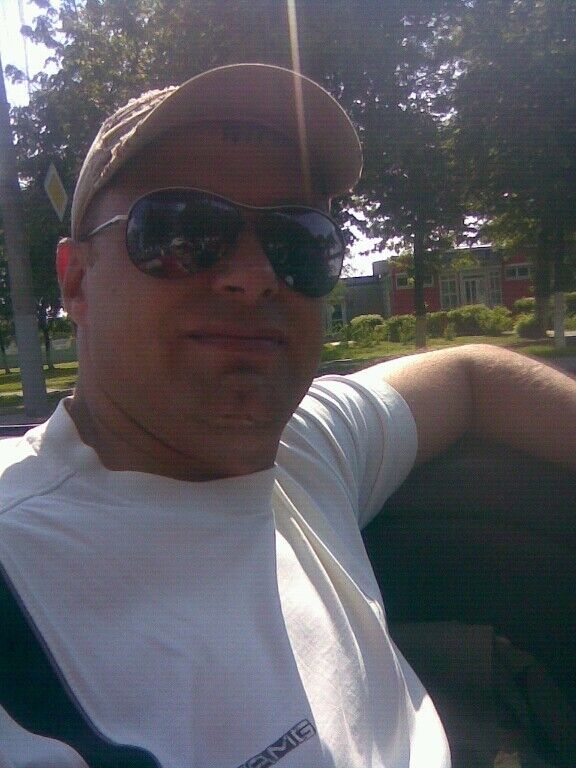  15854762  Daren, 46 ,    