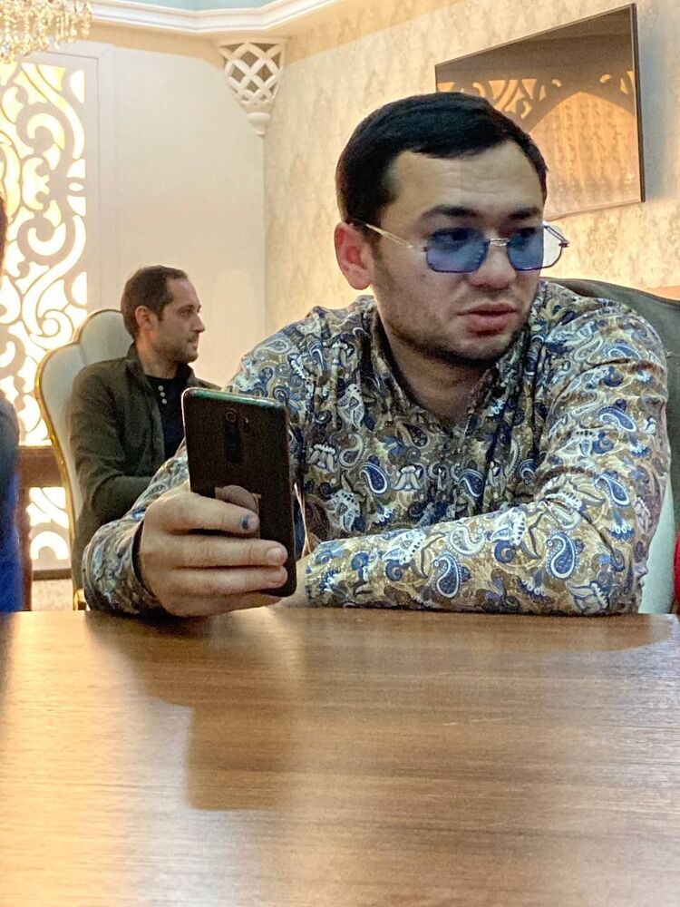  27682592  Sanjar aken, 33 ,    