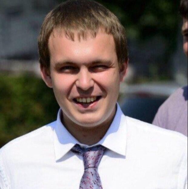  26811012  , 32 ,    -