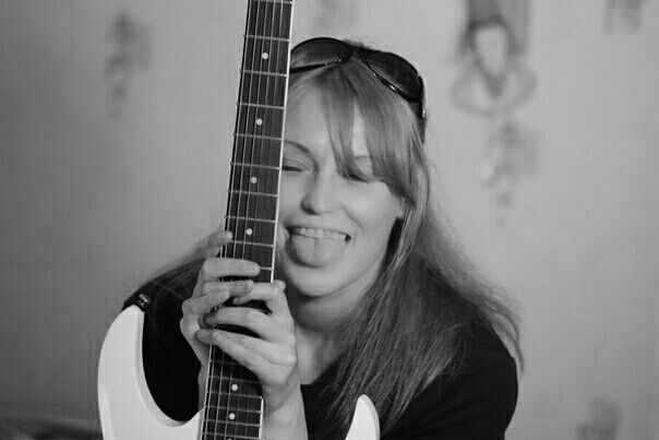  53740372  , 37 ,    -