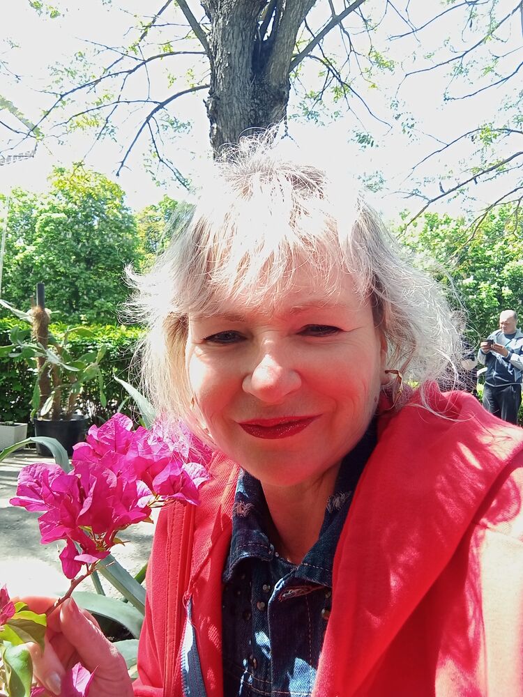  ,   Olga, 51 ,   c 