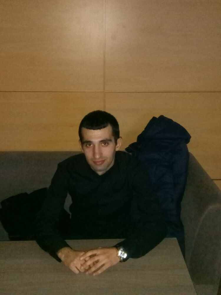  16825432  David, 34 ,    