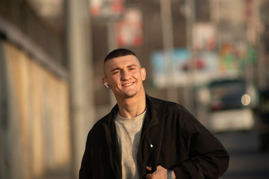  51322642  Alexandr, 22 ,    