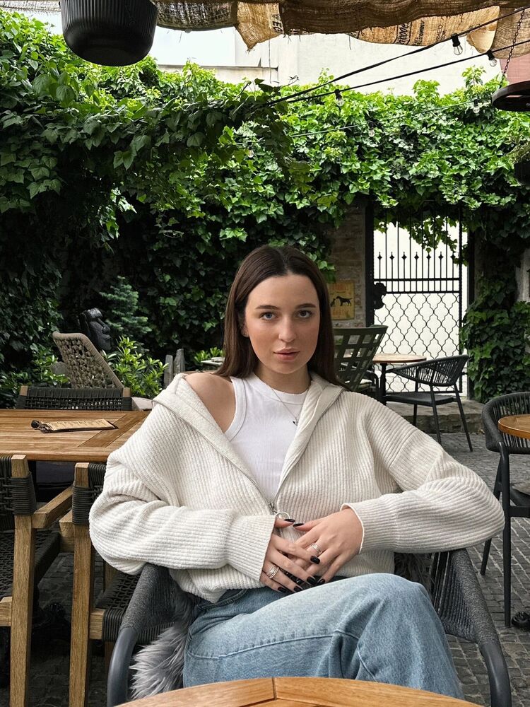  ,   , 24 ,     , c 