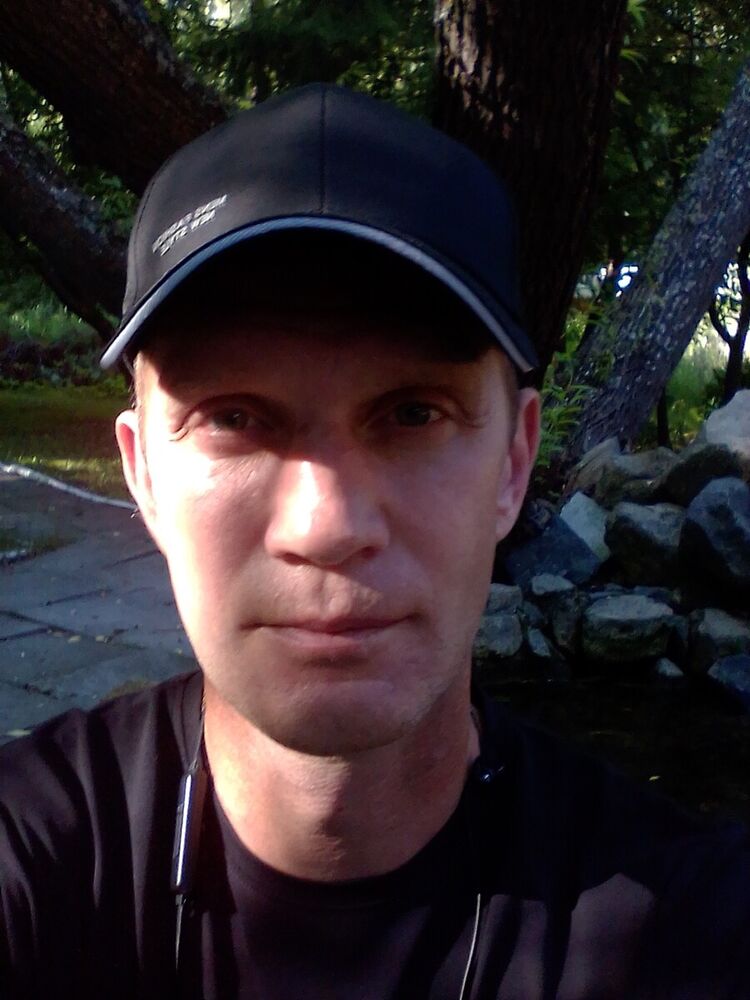  ,   Denis, 42 ,   ,   , c 