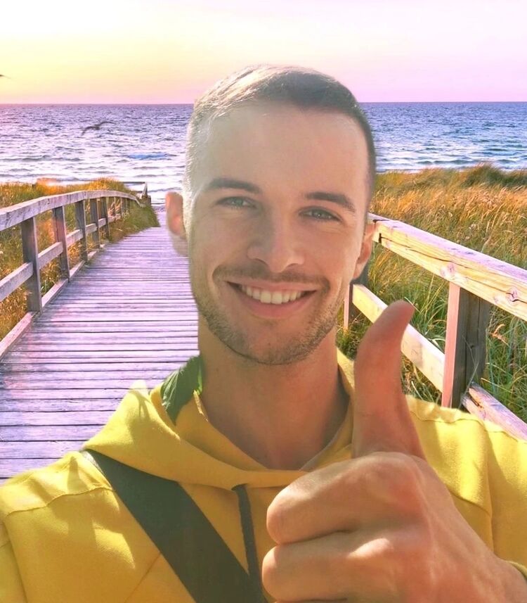  39219312  Aleginskiy, 32 ,    