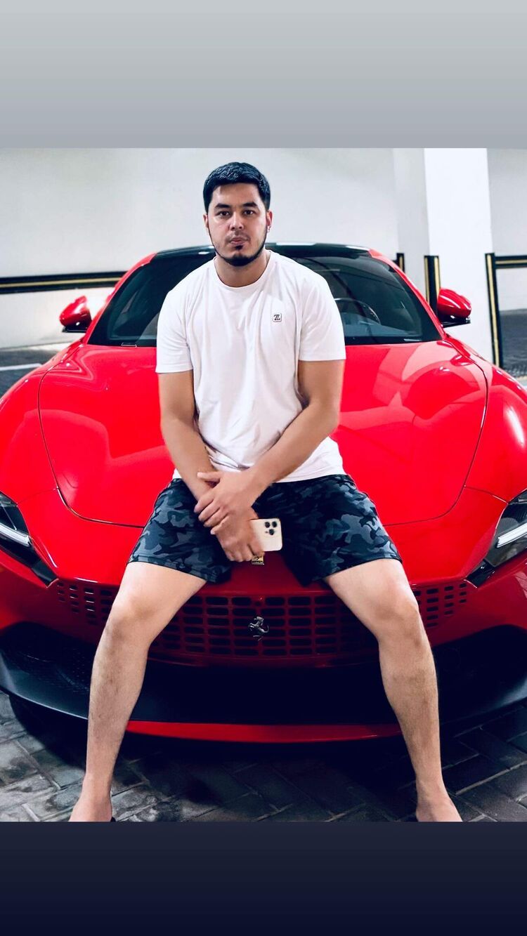  ,   Sultan, 30 ,   ,   